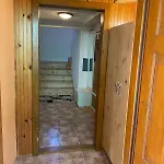 度假居 Cozy House With Garden, Gazebo And Barbecue *