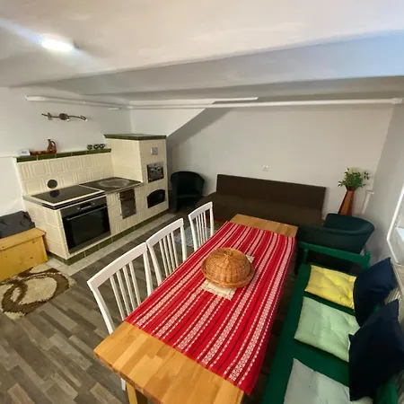 Cozy House With Garden, Gazebo And Barbecue * Velka Frankova