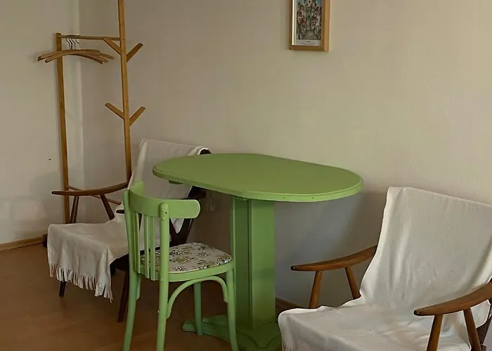 Cozy House With Garden, Gazebo And Barbecue Semesterbostad